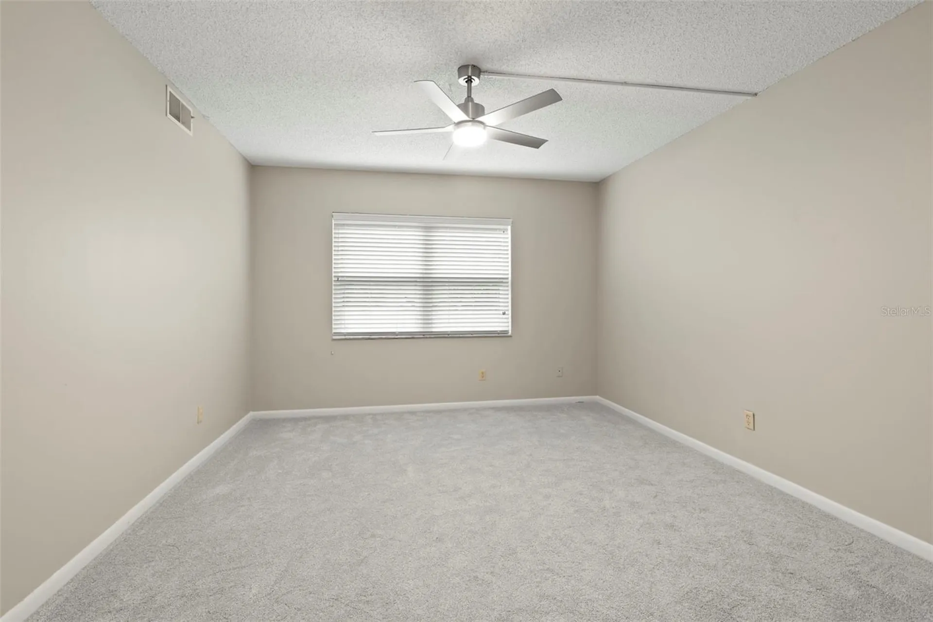 476 Santa Cruz Place NE St Petersburg FL 33703