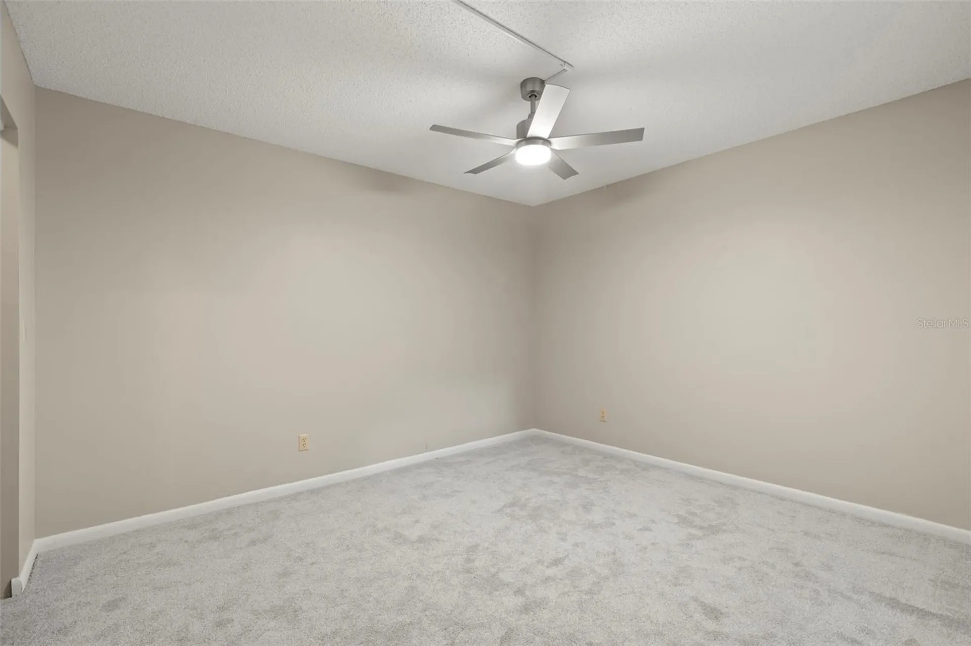 476 Santa Cruz Place NE St Petersburg FL 33703