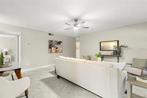 476 Santa Cruz Place NE St Petersburg FL 33703