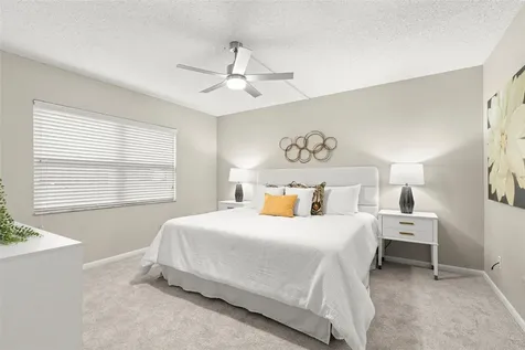 476 Santa Cruz Place NE St Petersburg FL 33703