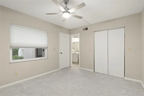 476 Santa Cruz Place NE St Petersburg FL 33703