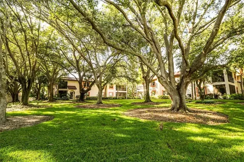 476 Santa Cruz Place NE St Petersburg FL 33703