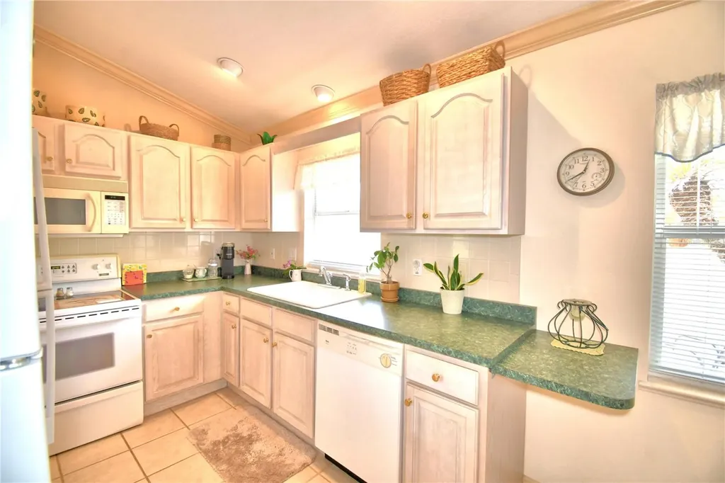 23 Armadillo Road Frostproof FL 33843