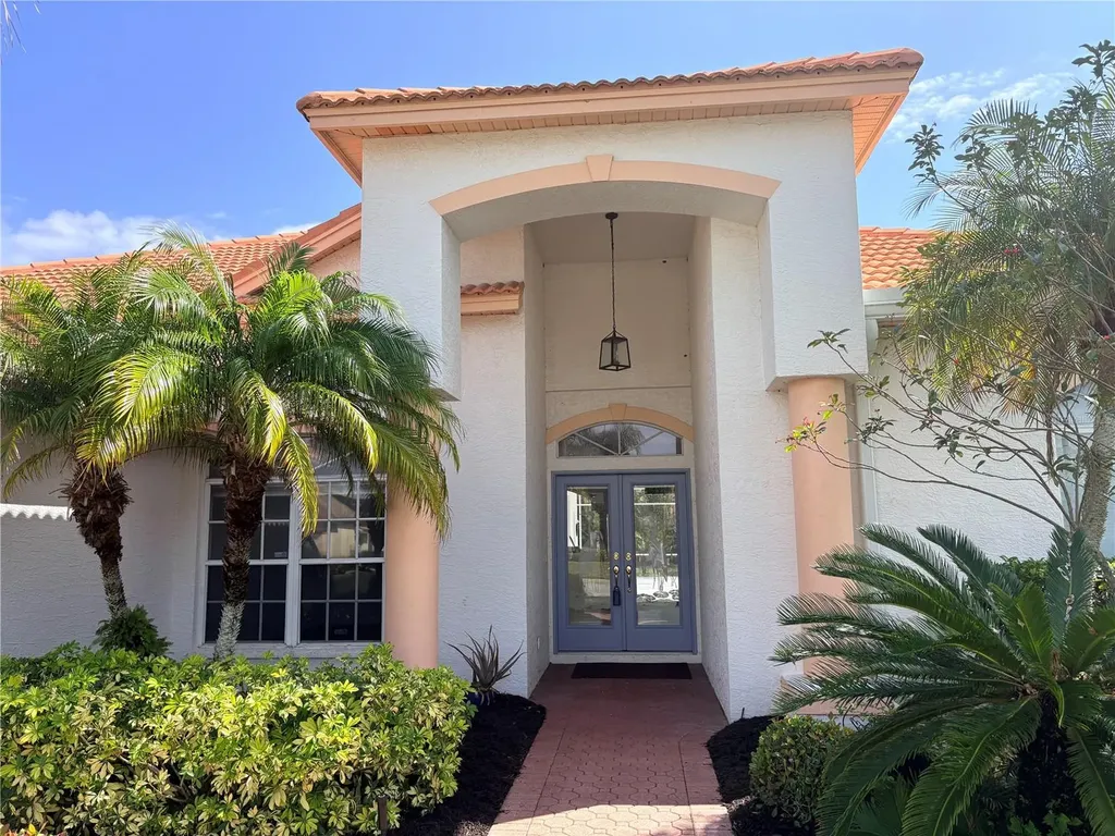 7207 39th Lane E Sarasota FL 34243