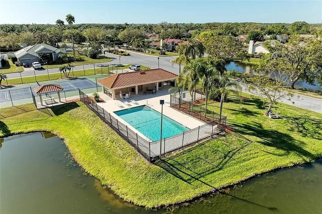 7207 39th Lane E Sarasota FL 34243
