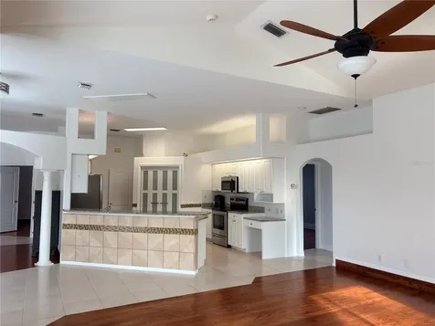 7207 39th Lane E Sarasota FL 34243