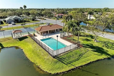 7207 39th Lane E Sarasota FL 34243