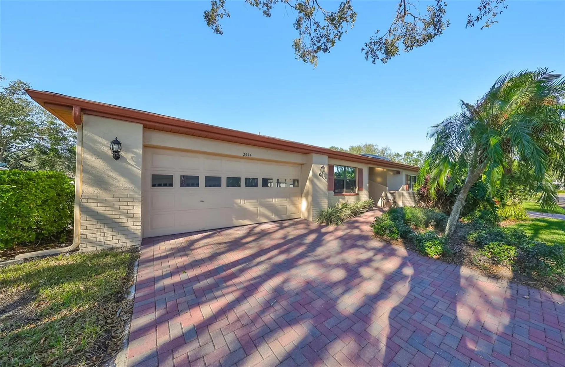 2414 Locksley Street Sun City Center FL 33573