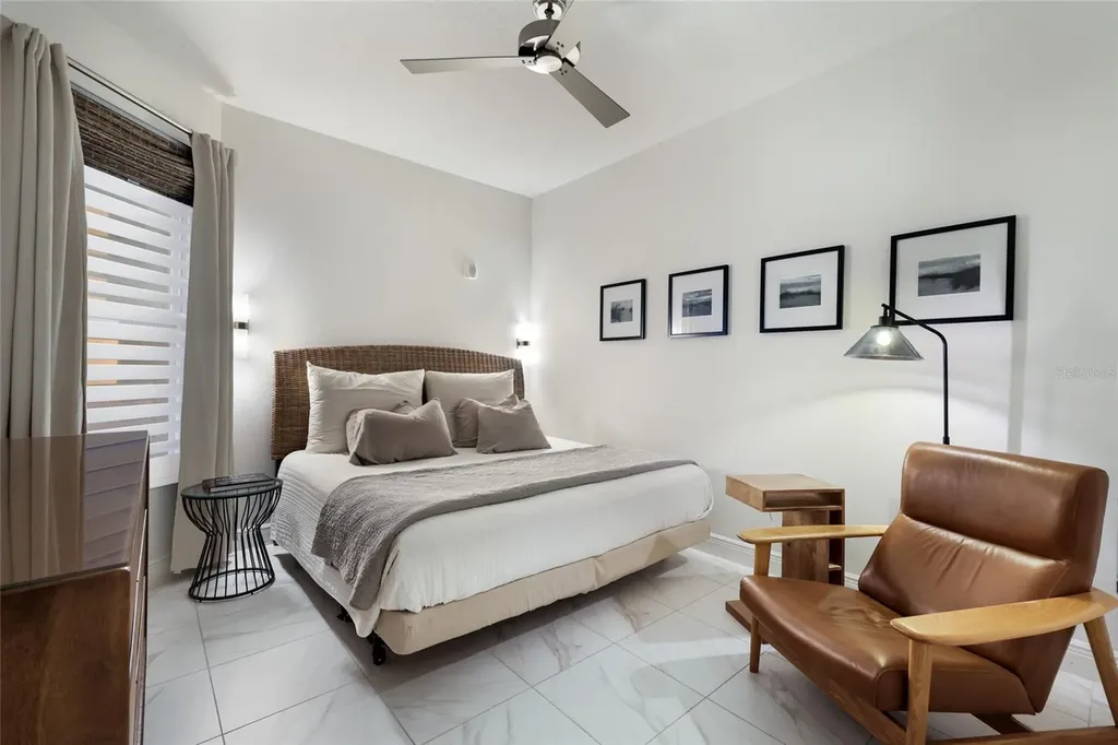 376 Aruba Circle Bradenton FL 34209