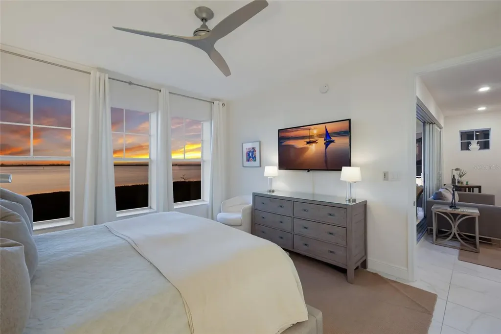 376 Aruba Circle Bradenton FL 34209