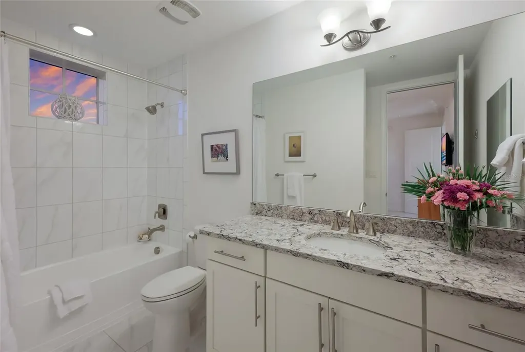 376 Aruba Circle Bradenton FL 34209