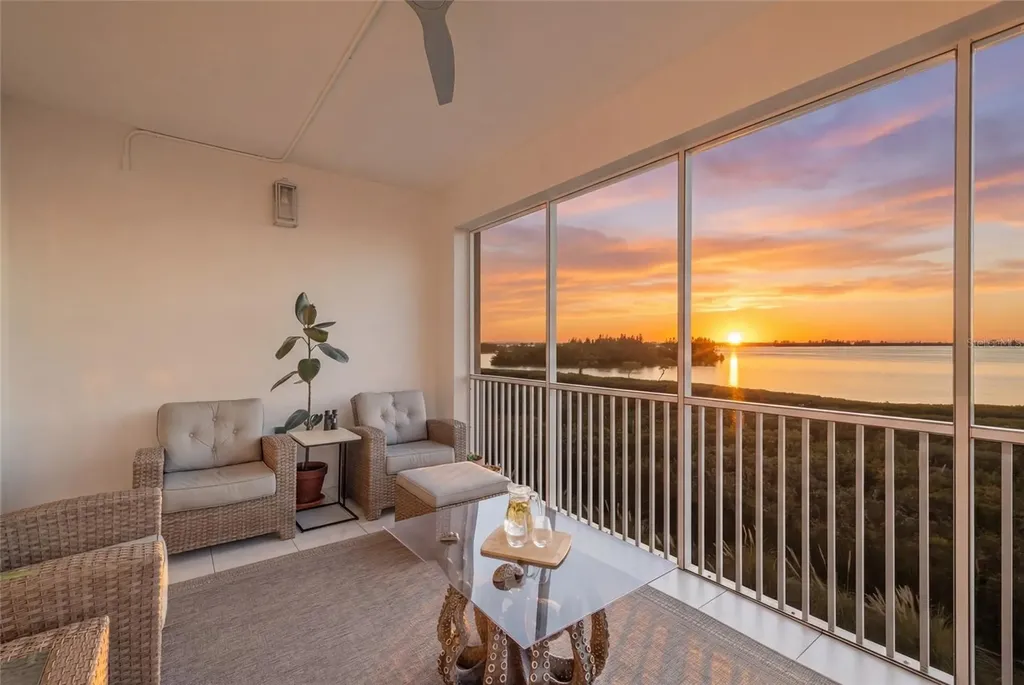 376 Aruba Circle Bradenton FL 34209