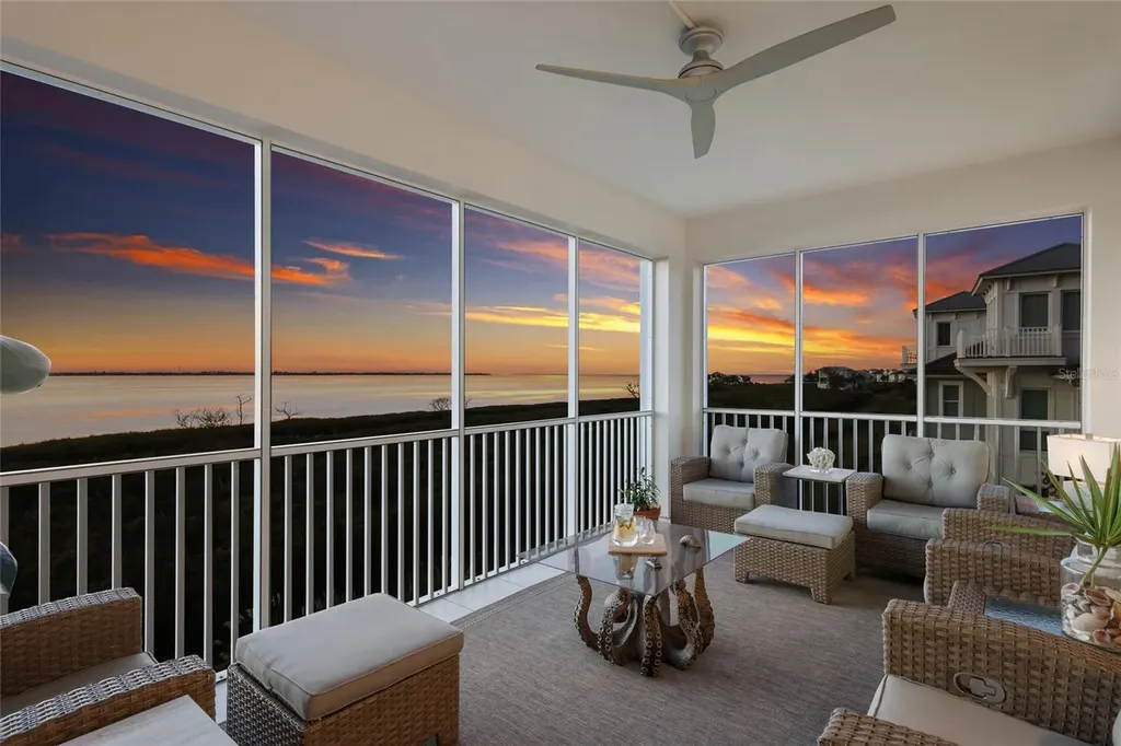 376 Aruba Circle Bradenton FL 34209