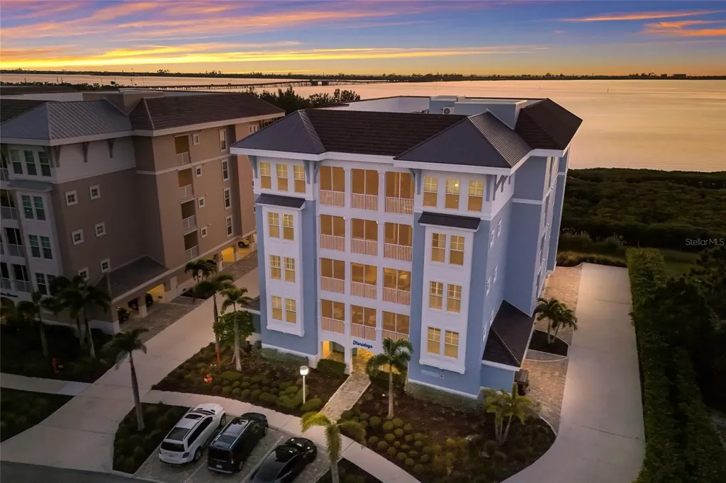 376 Aruba Circle Bradenton FL 34209