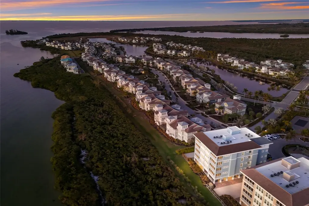 376 Aruba Circle Bradenton FL 34209
