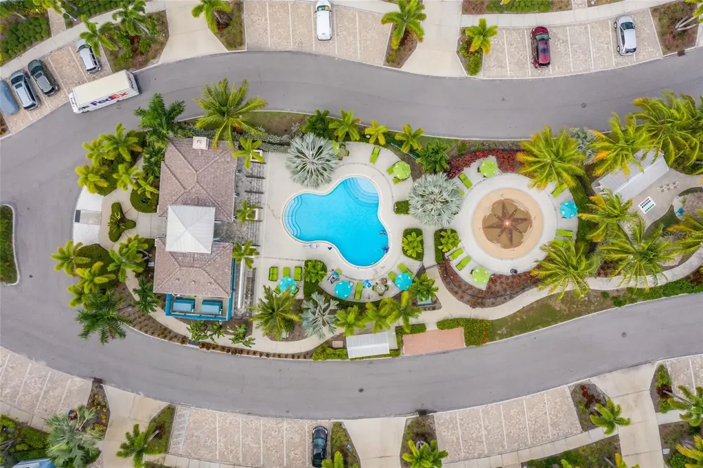 376 Aruba Circle Bradenton FL 34209