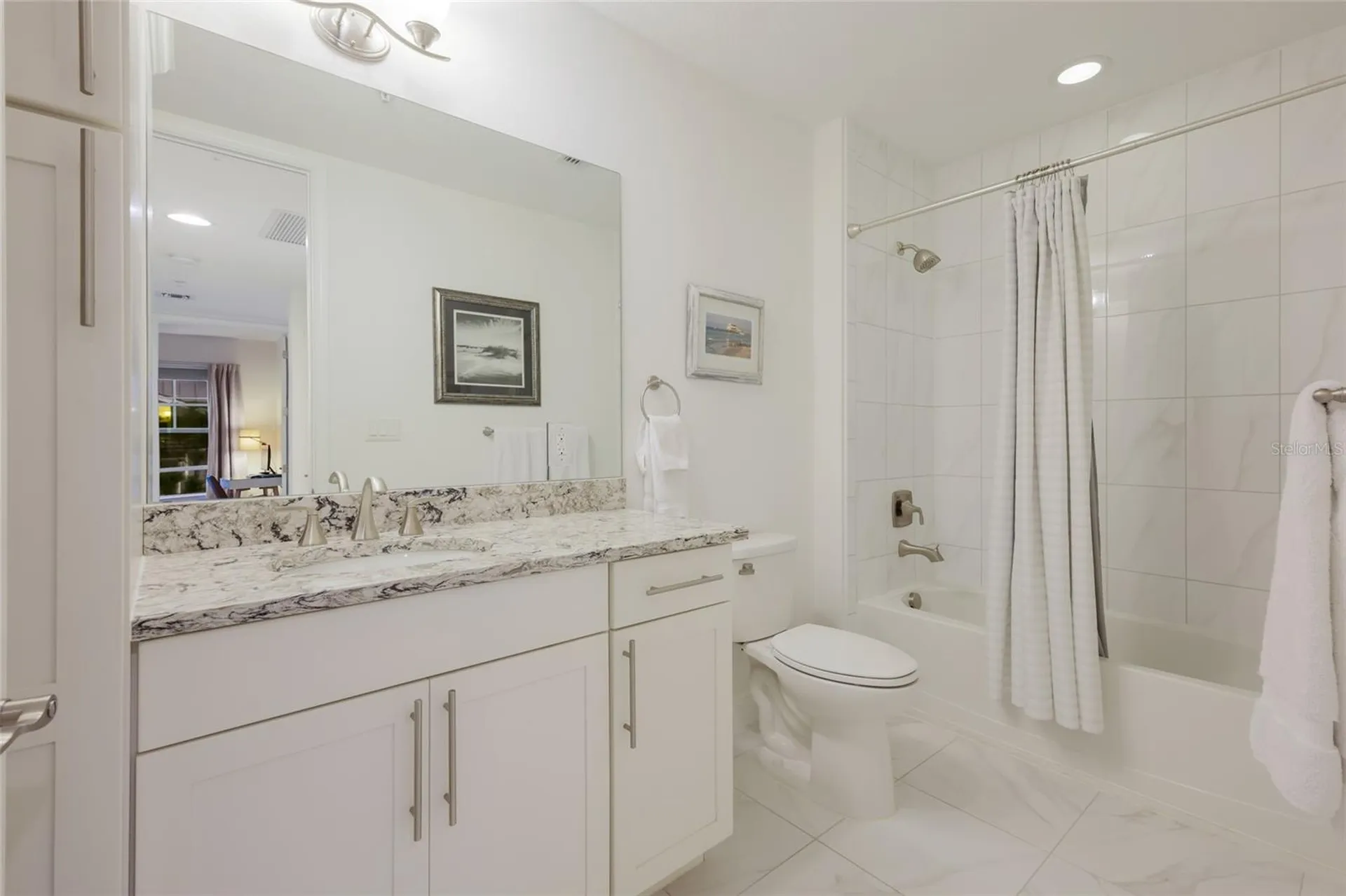 376 Aruba Circle Bradenton FL 34209