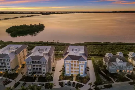 376 Aruba Circle Bradenton FL 34209