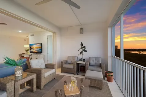 376 Aruba Circle Bradenton FL 34209