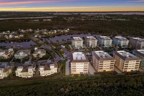 376 Aruba Circle Bradenton FL 34209