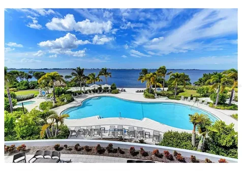 376 Aruba Circle Bradenton FL 34209