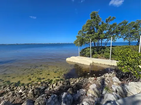 376 Aruba Circle Bradenton FL 34209