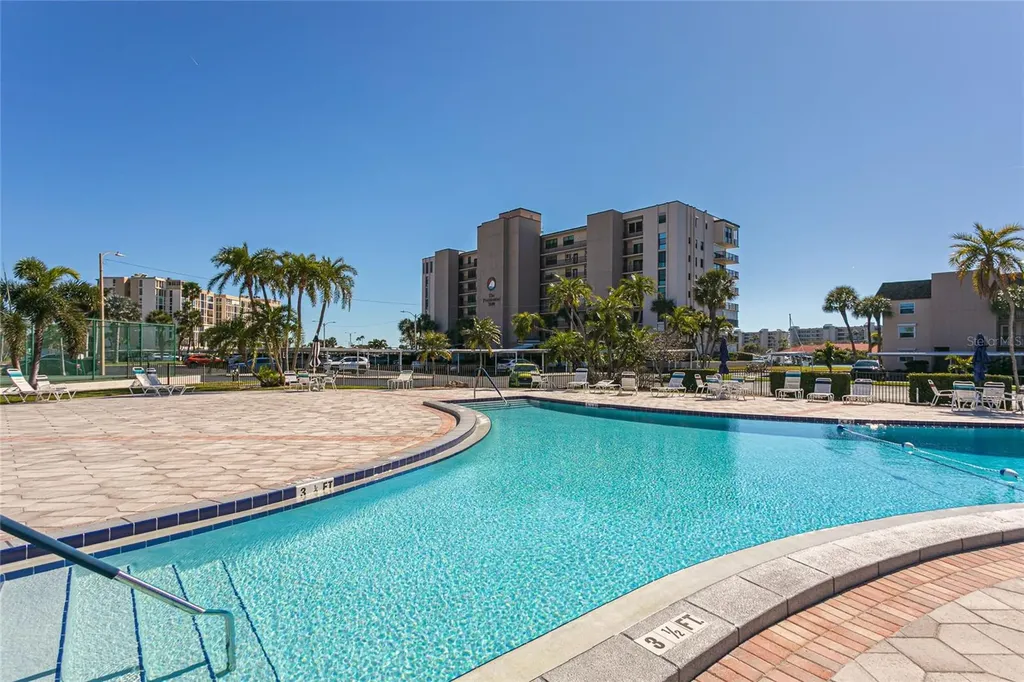 7600 Sun Island Drive S South Pasadena FL 33707