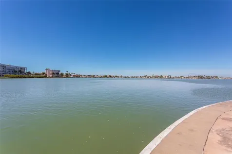 7600 Sun Island Drive S South Pasadena FL 33707