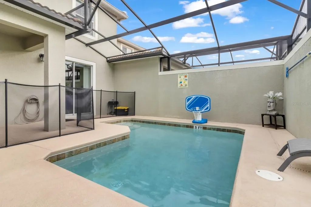 4815 S Love Storey Lane Kissimmee FL 34746