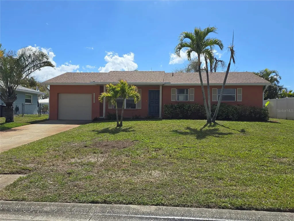8509 43rd Avenue W Bradenton FL 34209