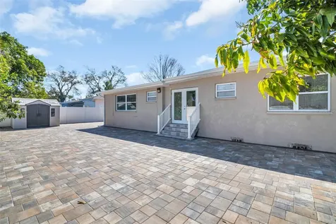 4767 26th Avenue N St Petersburg FL 33713