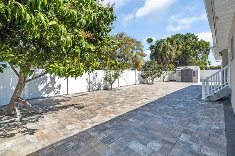 4767 26th Avenue N St Petersburg FL 33713