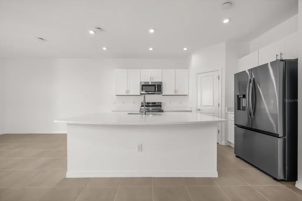 8592 Lunar Skye Street Sarasota FL 34241