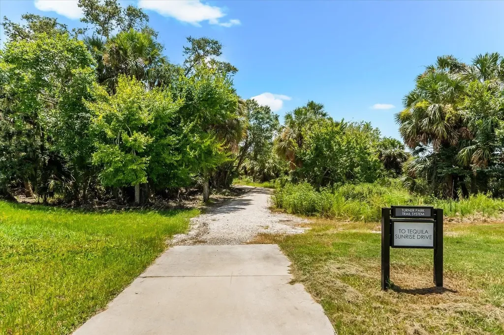 8592 Lunar Skye Street Sarasota FL 34241