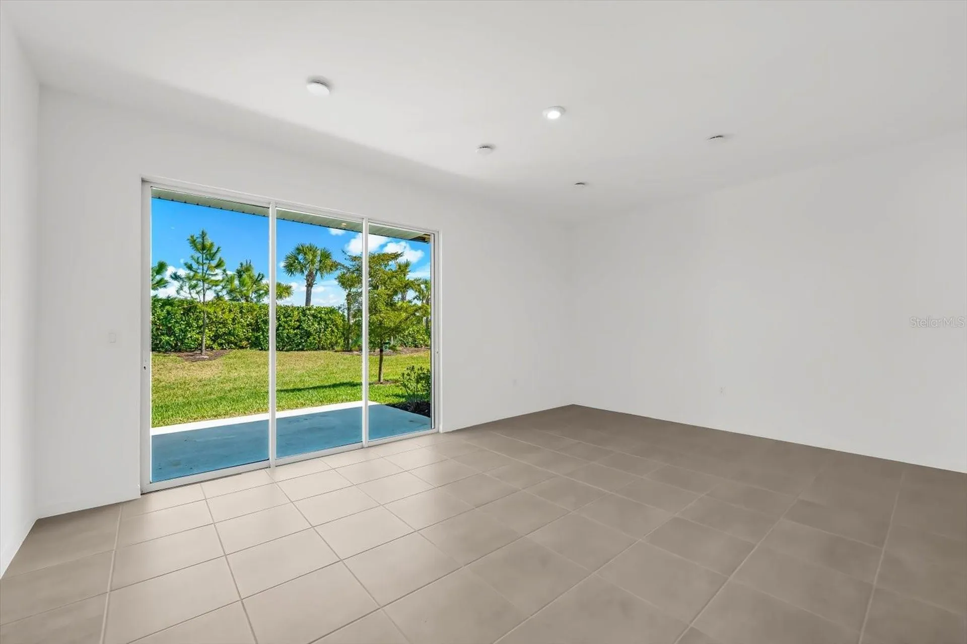 8592 Lunar Skye Street Sarasota FL 34241