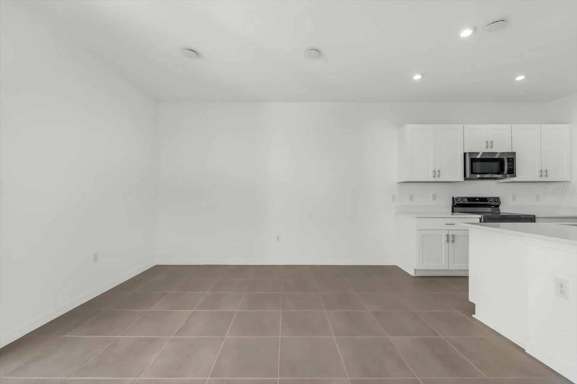 8592 Lunar Skye Street Sarasota FL 34241