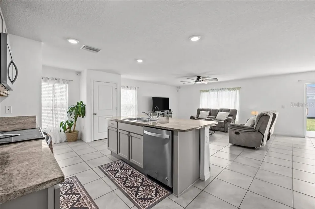 12148 White Cypress Place Riverview FL 33569