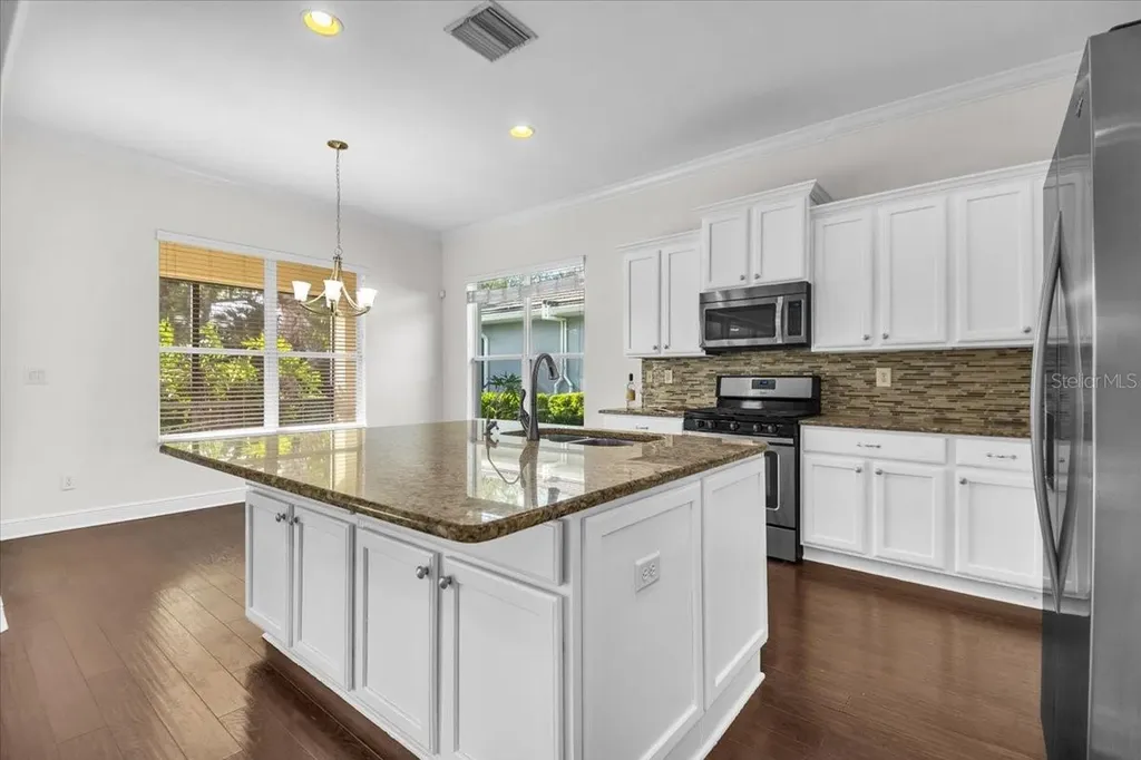 904 Riverscape Street Bradenton FL 34208
