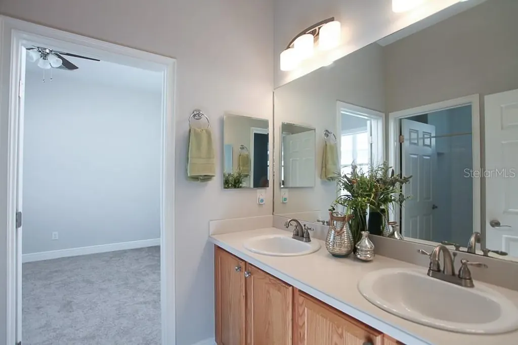904 Riverscape Street Bradenton FL 34208