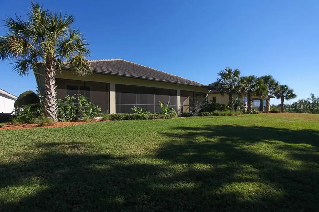904 Riverscape Street Bradenton FL 34208