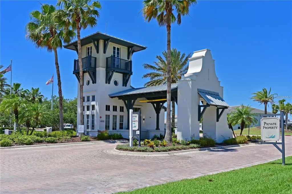 904 Riverscape Street Bradenton FL 34208