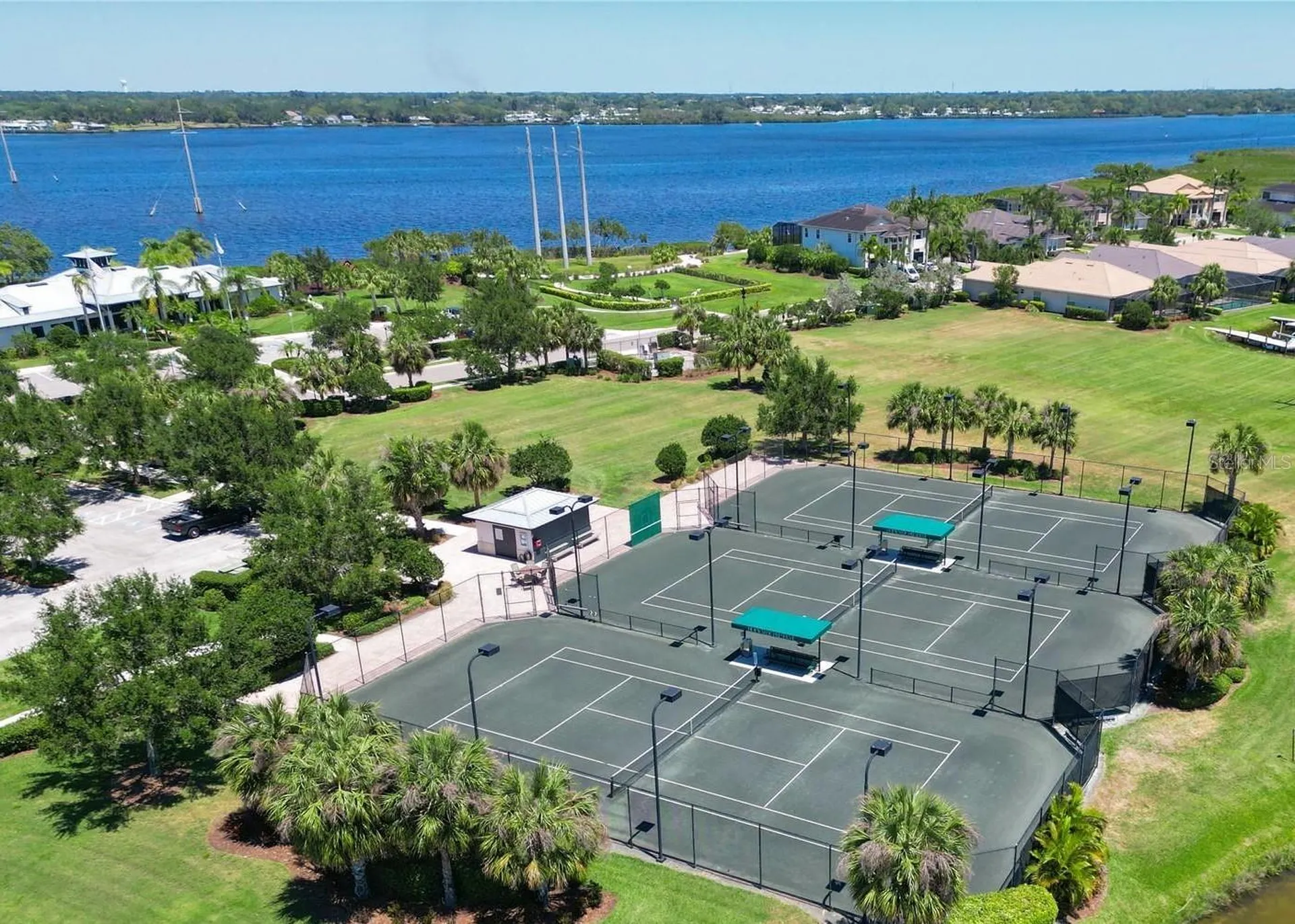 904 Riverscape Street Bradenton FL 34208
