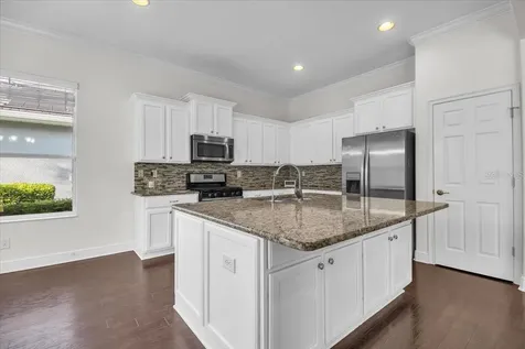 904 Riverscape Street Bradenton FL 34208