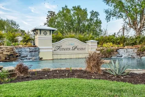 904 Riverscape Street Bradenton FL 34208