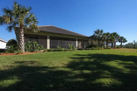 904 Riverscape Street Bradenton FL 34208