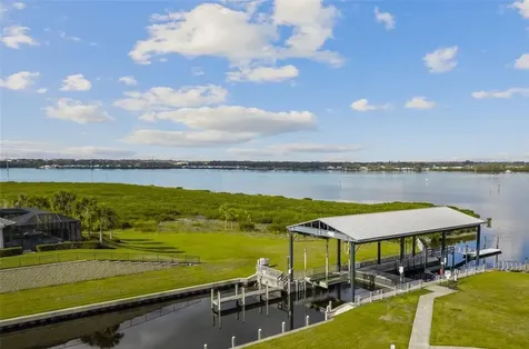 904 Riverscape Street Bradenton FL 34208