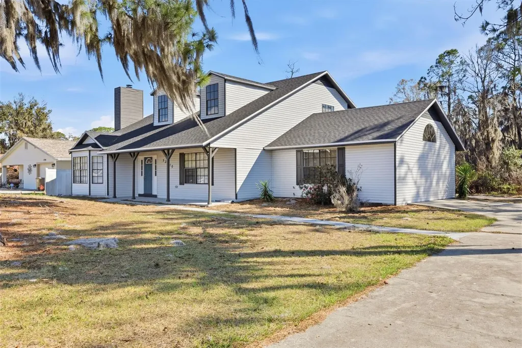 33710 Linda Lane Leesburg FL 34788