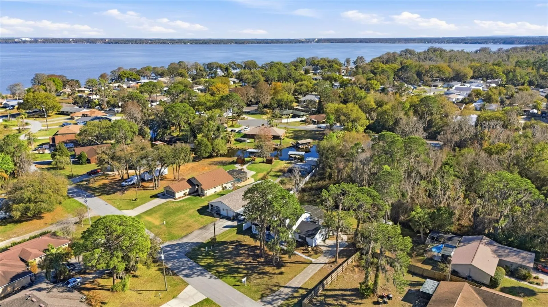 33710 Linda Lane Leesburg FL 34788