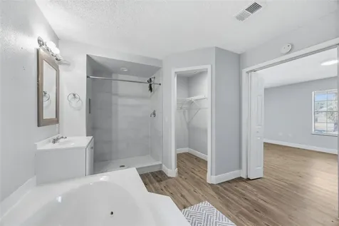 33710 Linda Lane Leesburg FL 34788