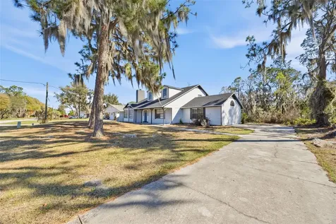 33710 Linda Lane Leesburg FL 34788